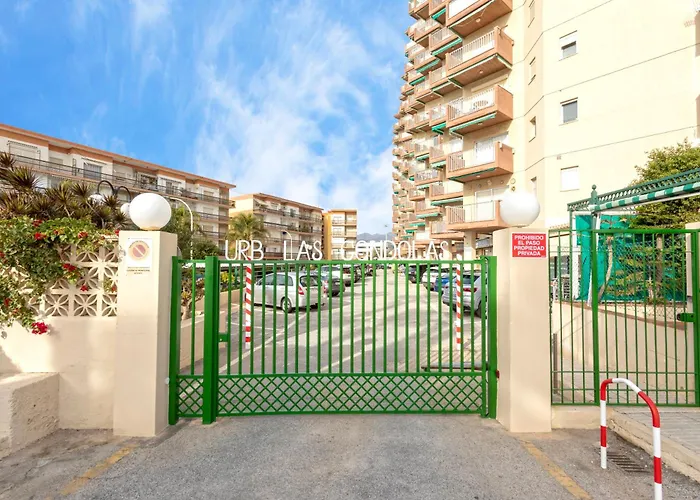 1003 - Seafront Apartment On El Paseo - Air Conditionning - Wi-Fi - Smart Tv